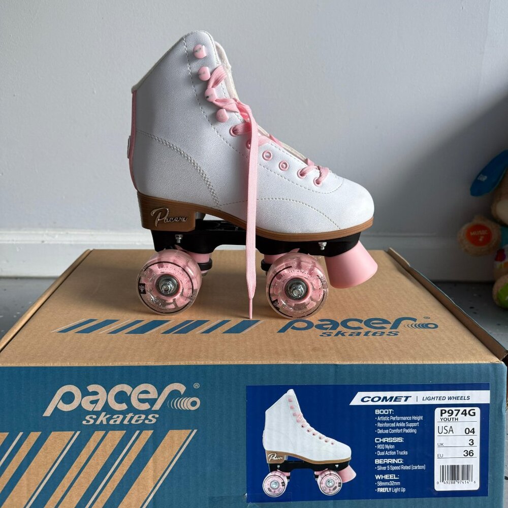 Pacer Comet Roller Skates White & Pink – Light-Up Wheels (Youth Size 4 / EU 36)
